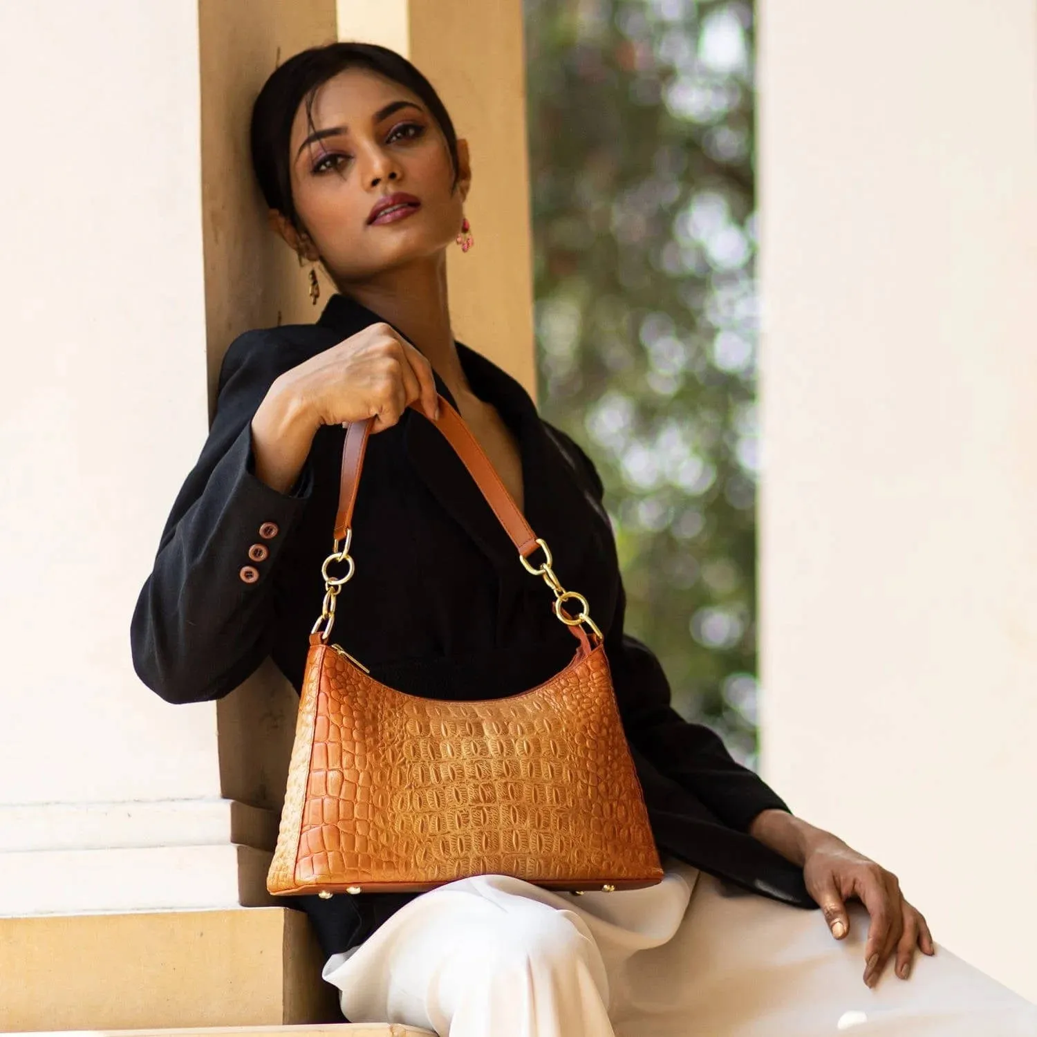 Anuschka Hobo With Chain Strap Croc Embossed Caramel
