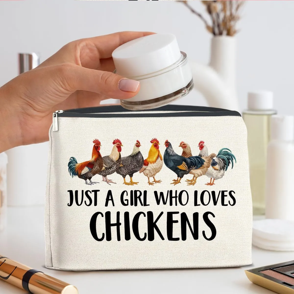 Chickens Gifts Makeup Bag Funny Chickens Gifts for Girl Women Cosmetic Bag Just a Girl Who Loves Chickens Zipper Makeup Pouch Gift, polychrome