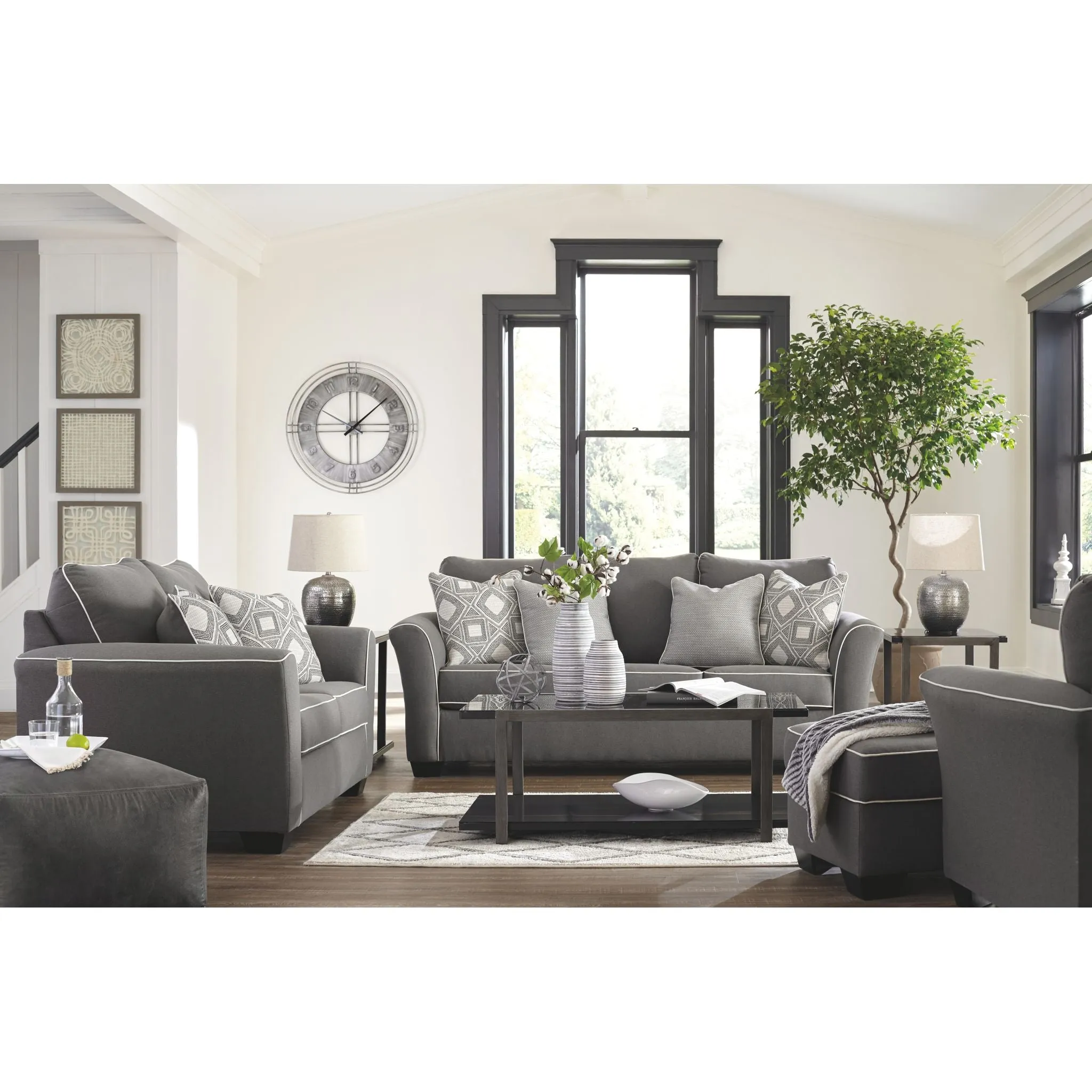 Domani Chair
