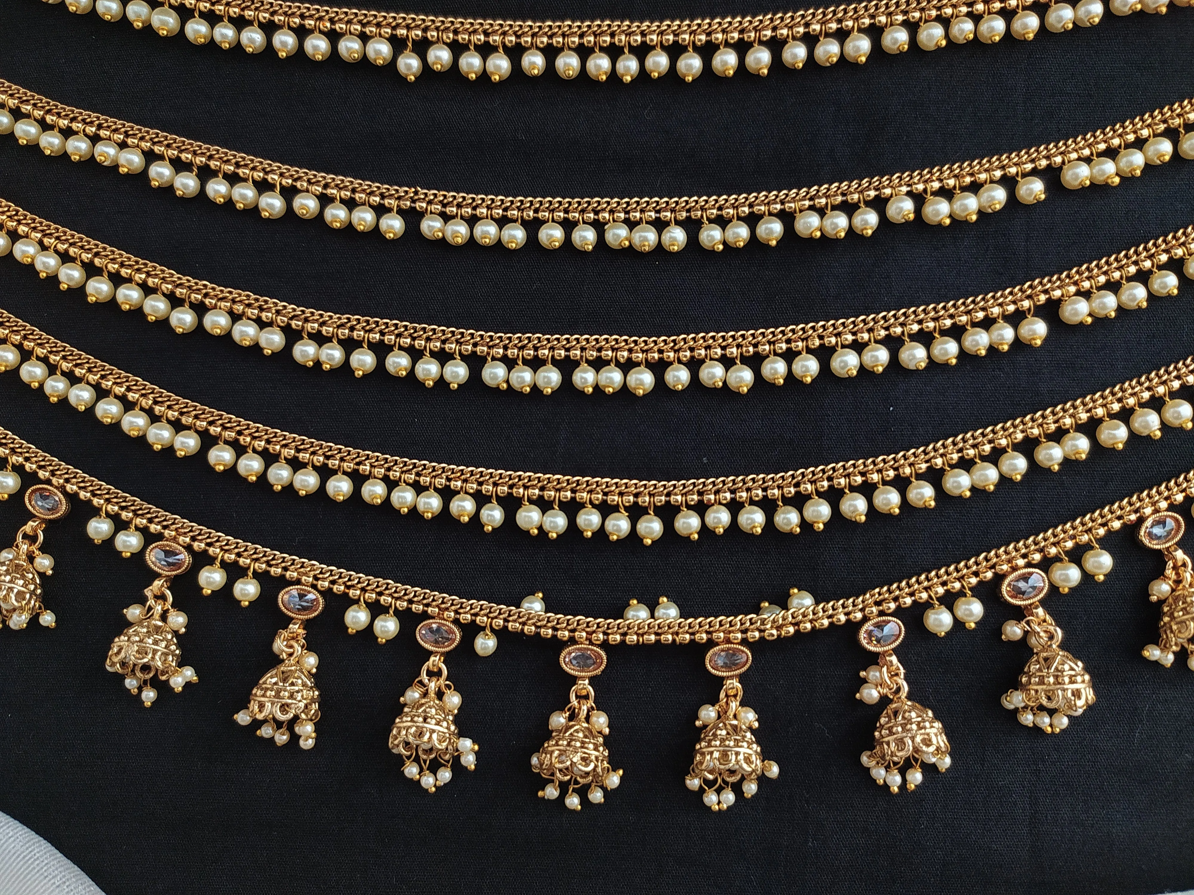 Elegant Pearls Layered Side-Style Hip Chain