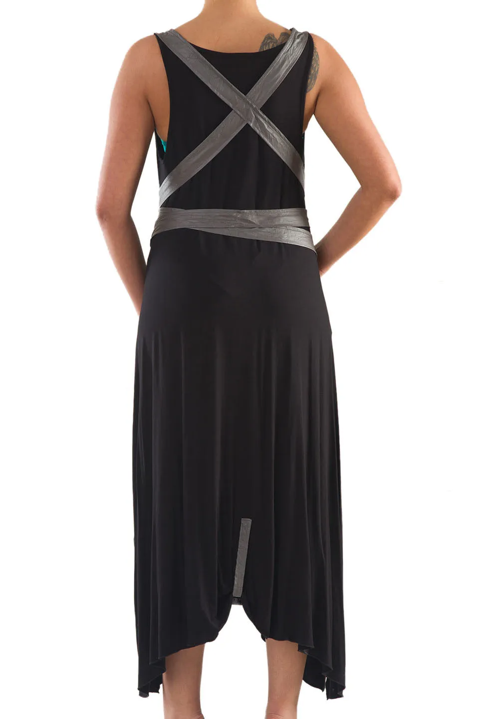 La Mouette Women's Plus Size Elegant Dress with Sash