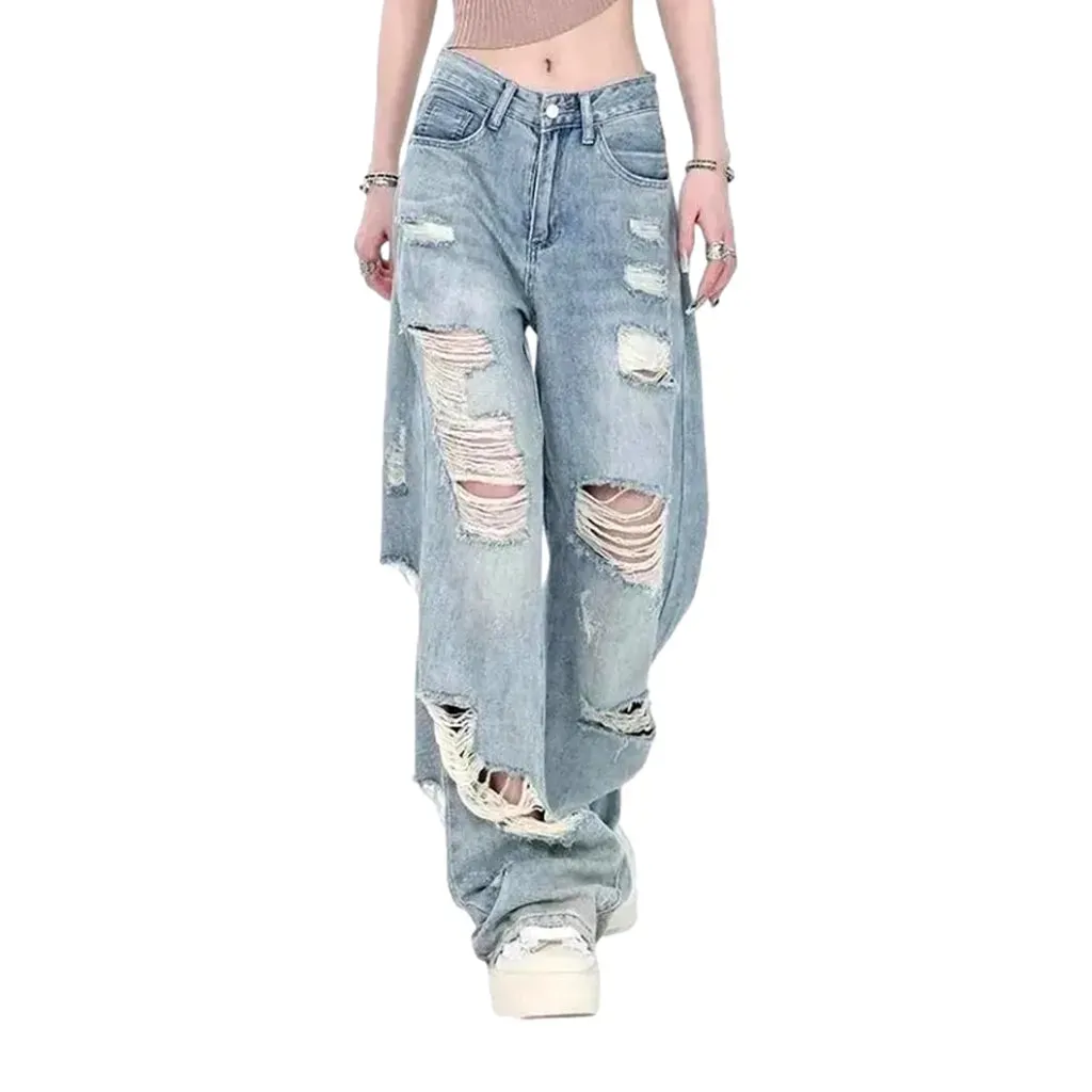 Light loose fit grunge jeans for ladies
