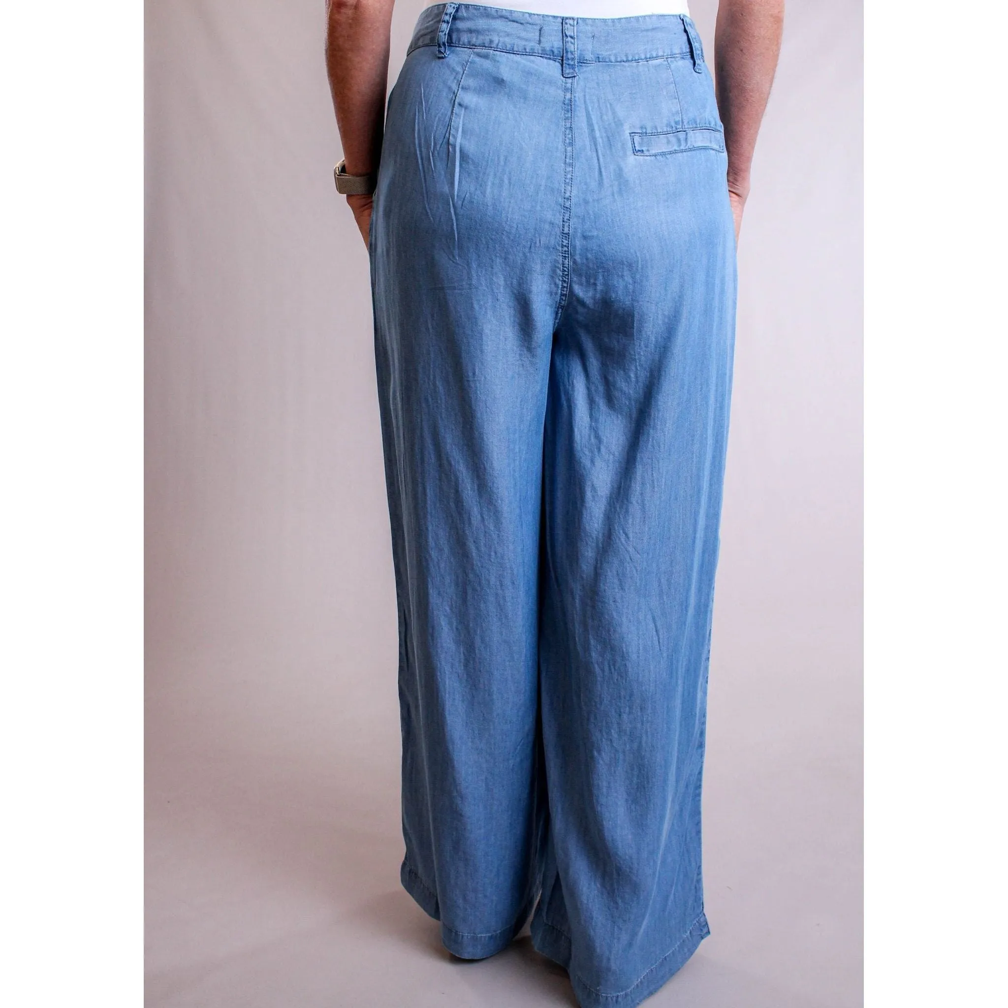 Molly Bracken Wide Leg Lyocell Pant
