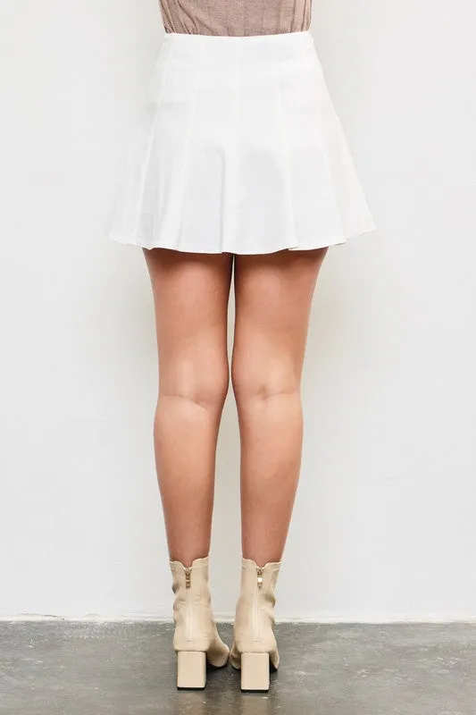 The Mia skort- White